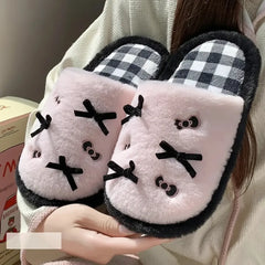 Damen Hausschuhe – Plüsch Cartoon Design – Flacher Absatz, Indoor