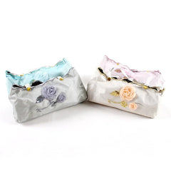 Doppellagiger Spitzen-Schirm – Elegantes Blumendesign