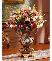 Europäische Harzvase im chinesischen Stil mit Landschaftsmotiv und Blumen