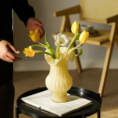 Glasvase – Faltenrock Stil – Tischornament