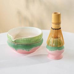Keramik Matcha Schale – Handgefertigtes Design mit Ausguss