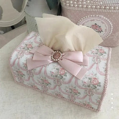 weisse wasserdichte Taschentuchbox im boho Stil mit Perlen-Spitzendesign 19x12x10cm