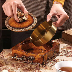 Chinesischer Aschenbecher aus Harz mit Deckel im Wohnzimmerdekor