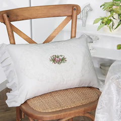 Blumengestickter Kissenbezug – Vintage Polyester 45x45cm