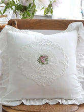 Blumengestickter Kissenbezug – Vintage Polyester 45x45cm