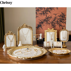 Schmuck Display – Vintage Samt – Halsketten Vitrine