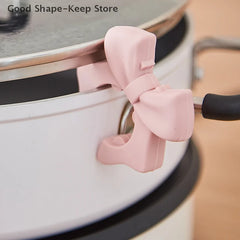 Silikon Utensilienhalter – Schleifendesign – Rutschfest & Hitzebeständig