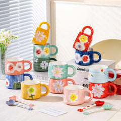 Keramik-Kaffeetasse – Gemaltes Blumendesign – 300ml