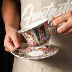 Goldgesäumte Porzellantasse – Western Stil mit Tablett