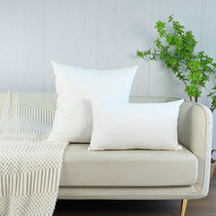 Bestickte Kissenhülle in Hellgrau, Geometrisches Muster, Polyester, 45x45cm