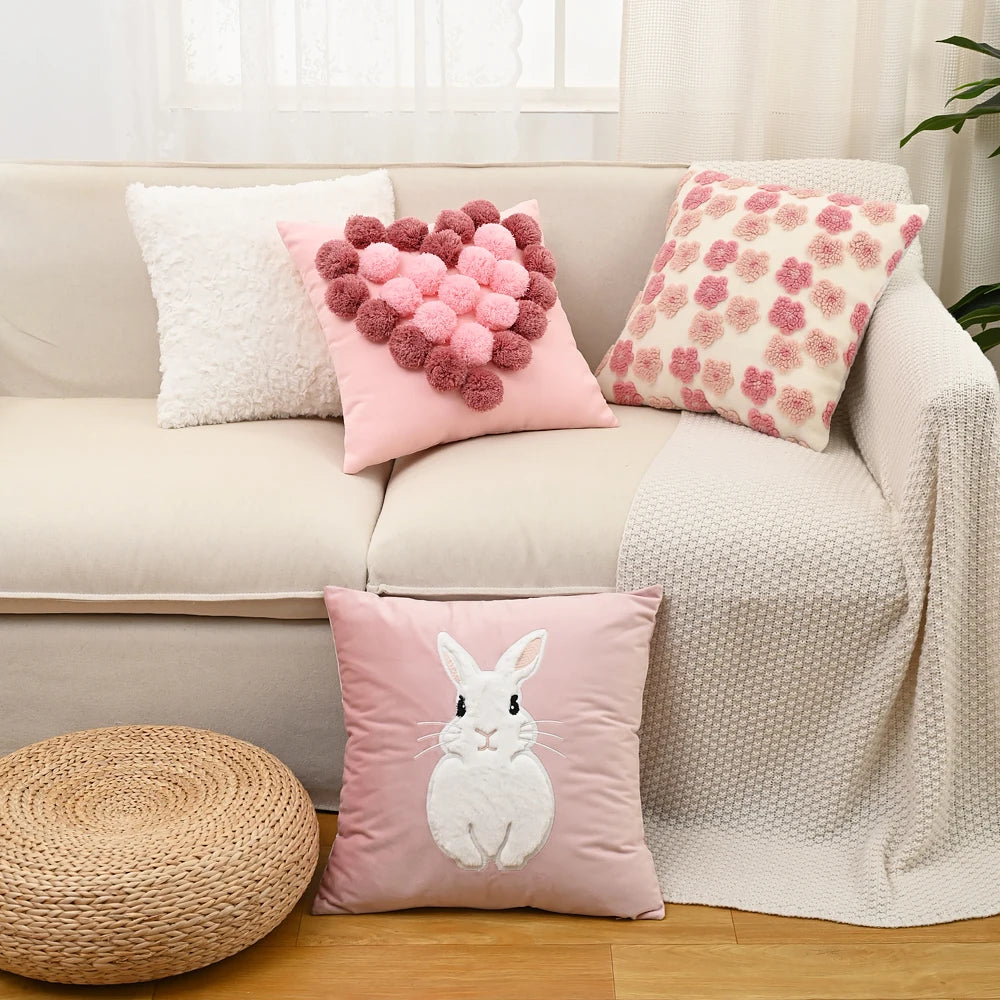Samtiges Plüschhasen-Kissen – Süsses Blumenmuster 45x45cm