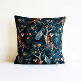 Tiger und Pfau Kissen – Plüsch Baumwoll Design 45x45 cm