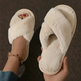 Flauschige Pantoffeln – Kuscheliges Pelzdesign – Ideal für Innen