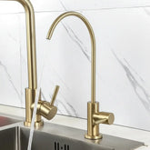 Gold Küchenarmatur – Edelstahl – Direkter Trinkgenuss