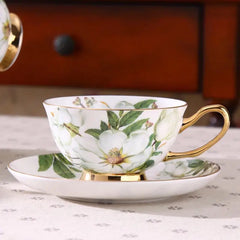 Kaffeetassen-Set – Retro Blumenmuster, Bone China