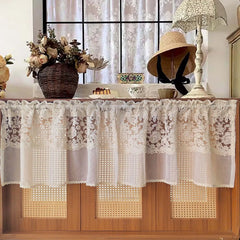 Spitzenbesatz-Vorhang – Rustikal Bestickt – 150x90cm