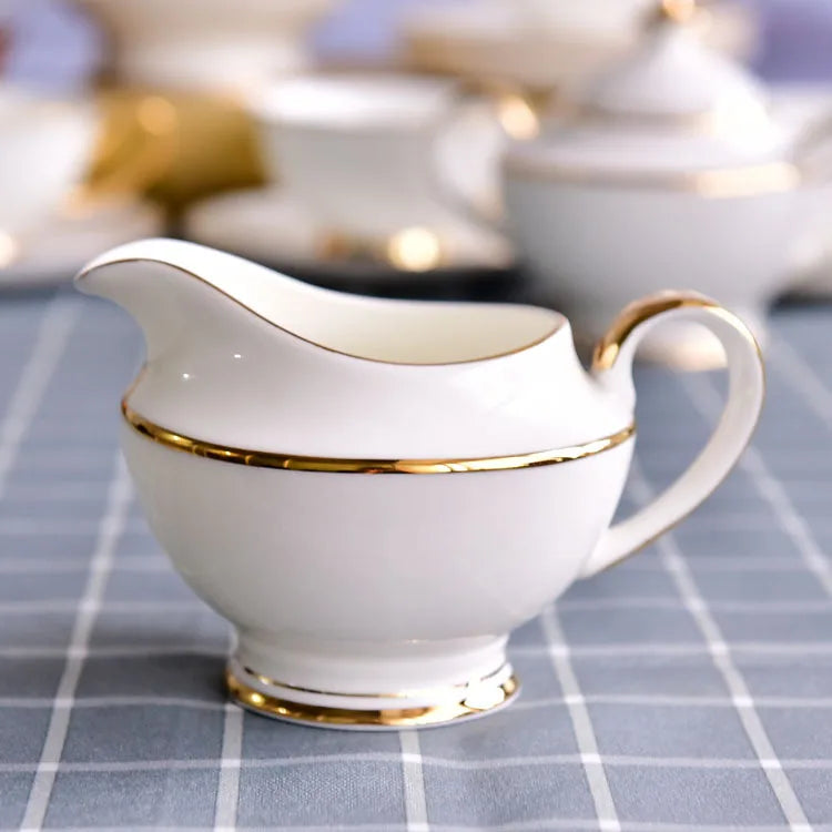 15-teiliges Bone China Kaffeeset – Elegantes Western-Design