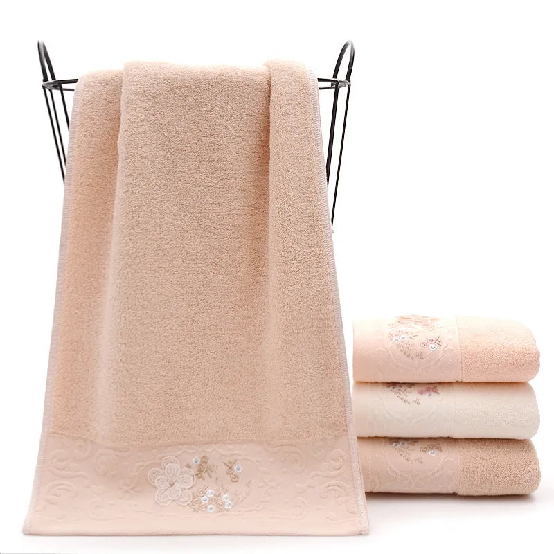 Baumwoll-Badetücher – Besticktes Blumen-Design – 34x74cm