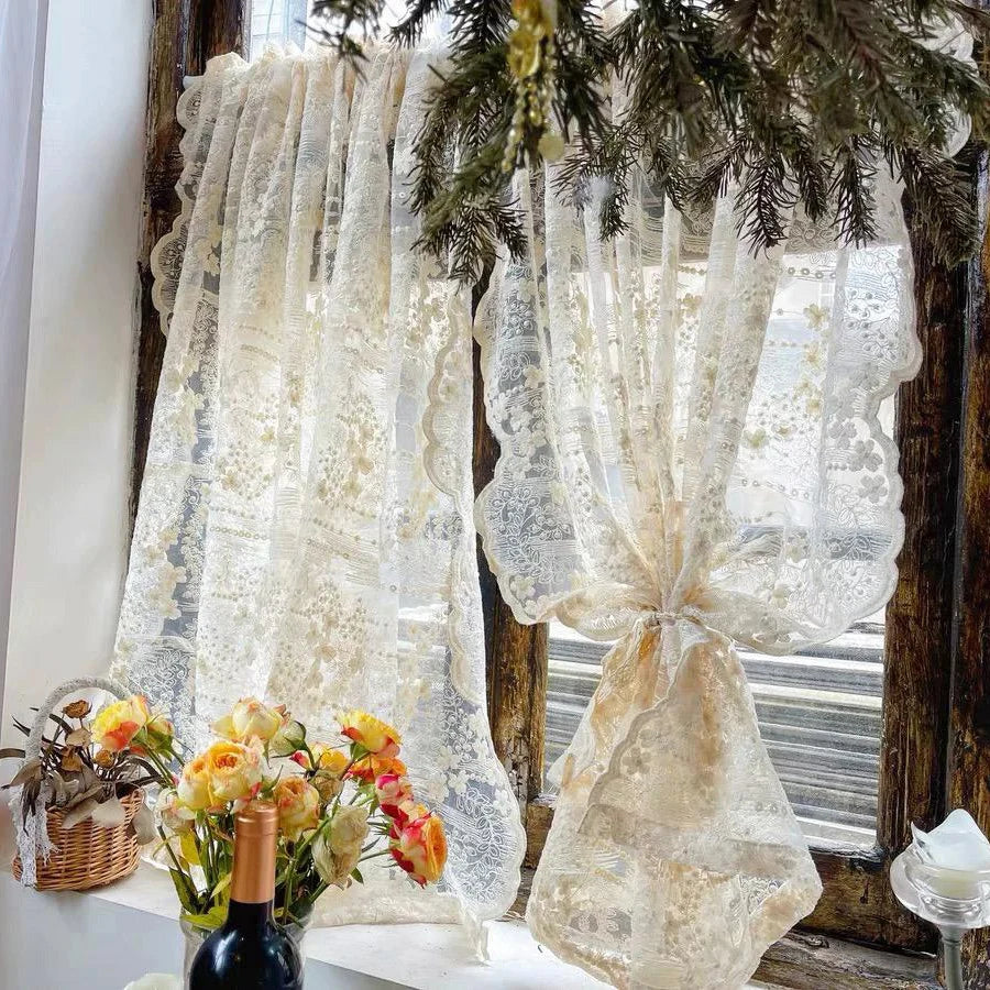 Beige Stickerei-Spitzenvorhänge – Pastoral-Stil – Verschiedene Grössen