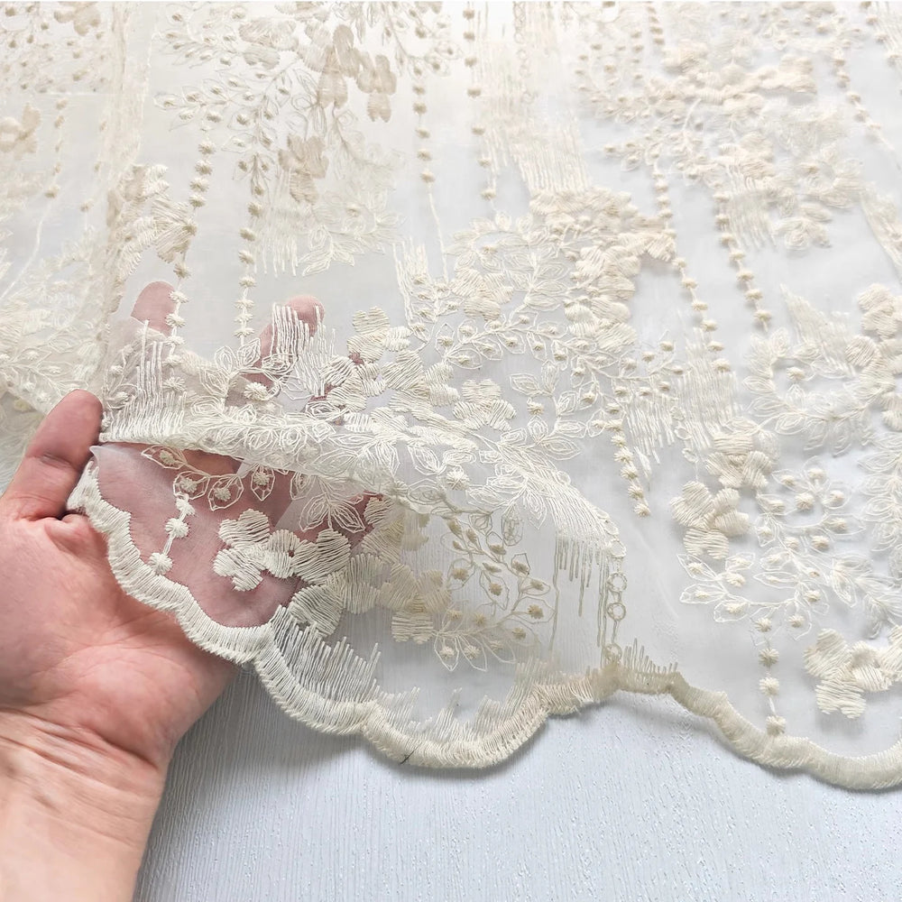 Beige Stickerei-Spitzenvorhänge – Pastoral-Stil – Verschiedene Grössen