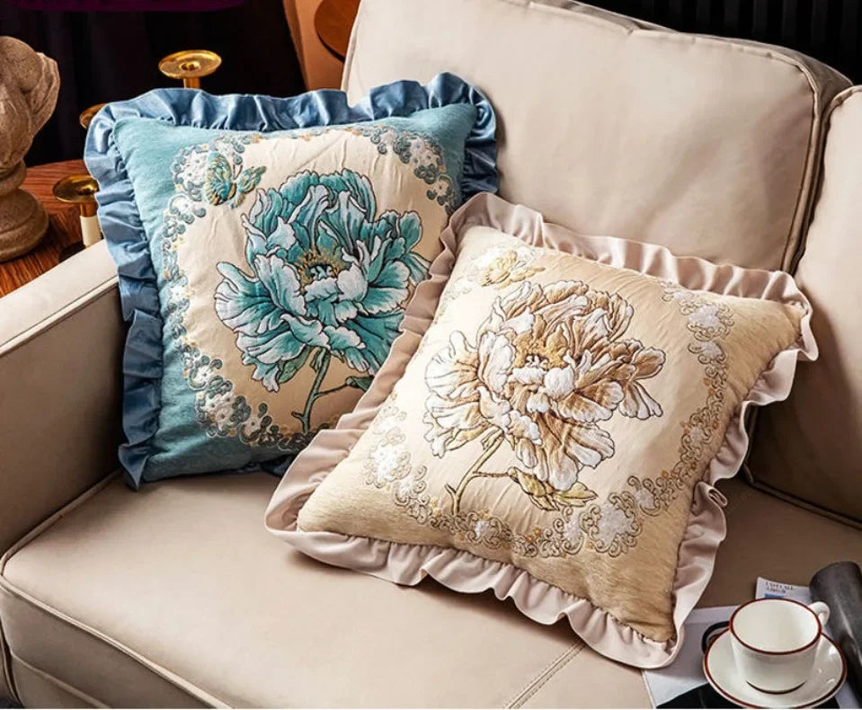 Bestickter Kissenbezug – Blumenmotiv – 48x48cm