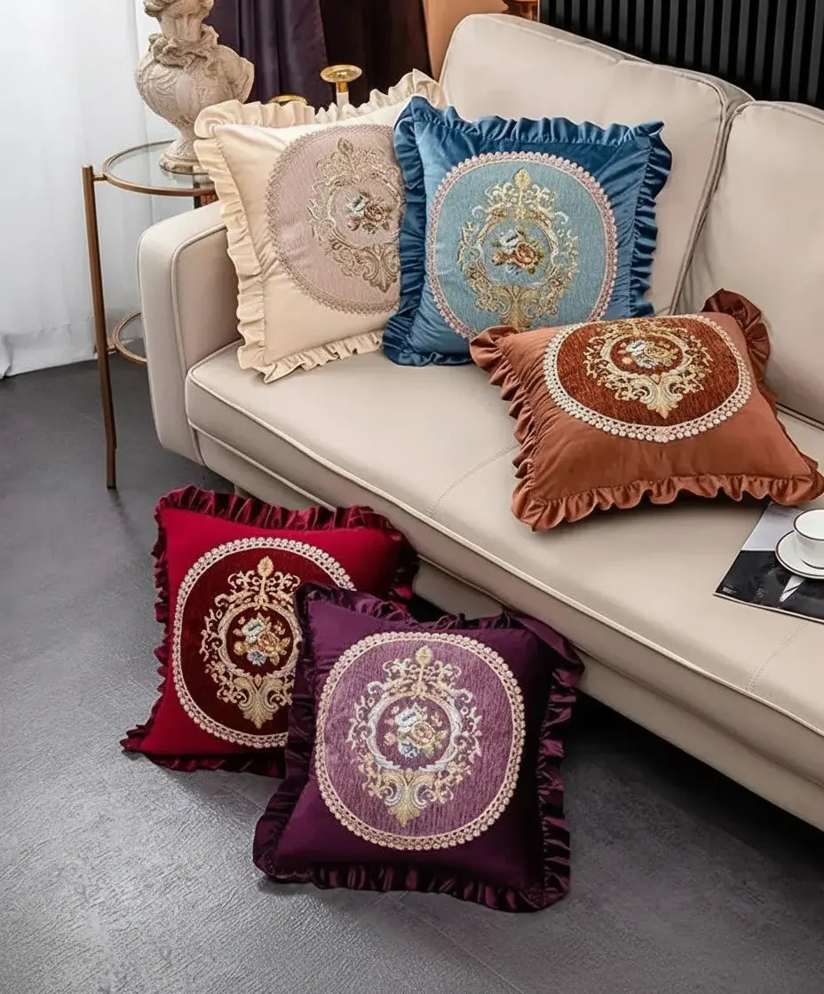 Bestickter Kissenbezug – Blumenmotiv – 48x48cm