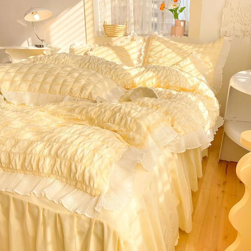 Bettwäsche-Set aus Polyester in verschiedenen Farben, Grösse für 1.8 m Bett mit Volantlaken