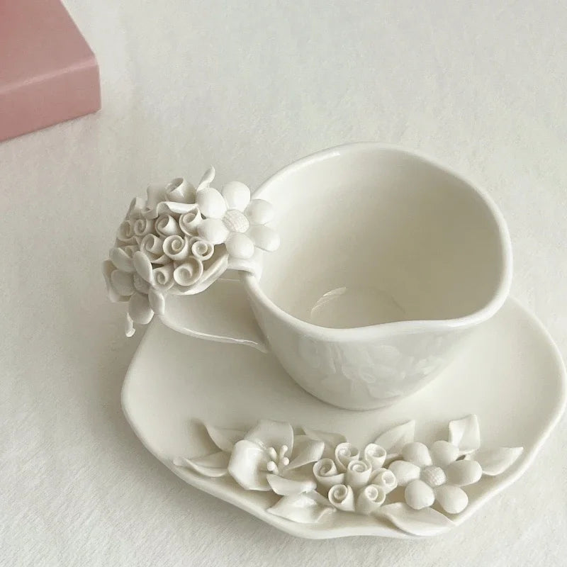 Blumentassen-Set – Europäisches Porzellan – H7.5cm; D9cm