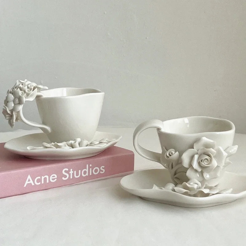 Blumentassen-Set – Europäisches Porzellan – H7.5cm; D9cm