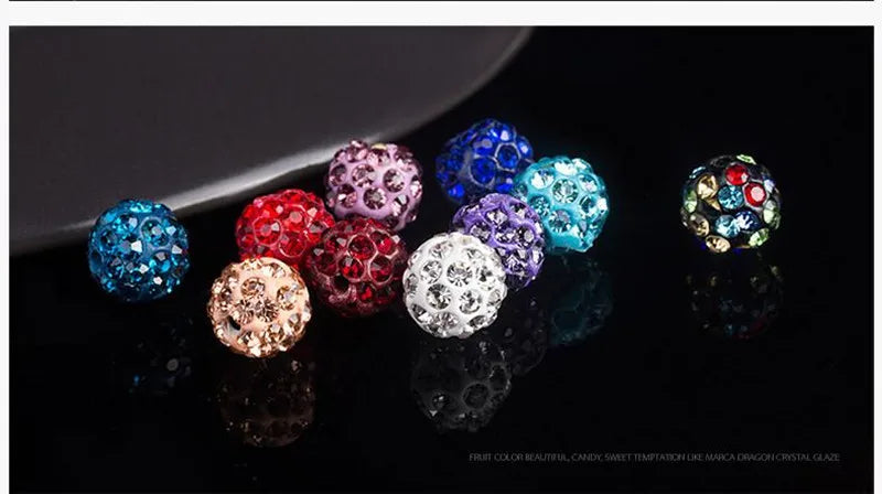 Böhmische 10mm Kristallperlen in bunt auf weiss, bohemian Stil