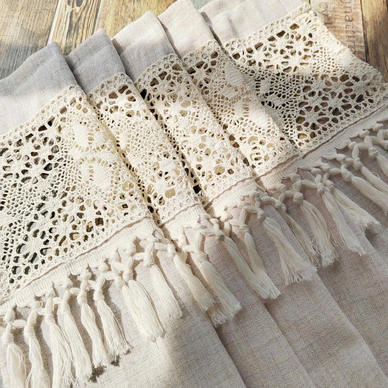 Boho Vorhang – Häkelspitze Quasten – Ideal für Küche