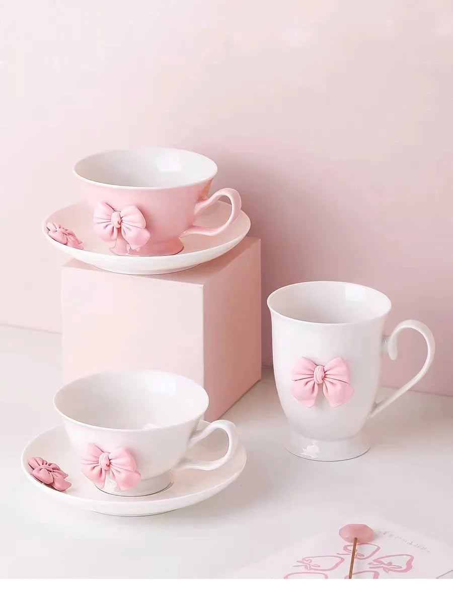 Cartoon-Schleifen Tassen – Porzellan Set – Kaffee & Tee