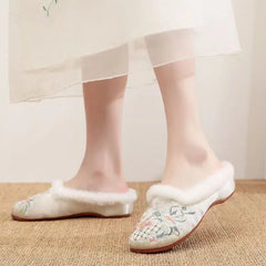 Damen Baumwollpantoffeln aus Plüschseide in Beige, Grösse 38