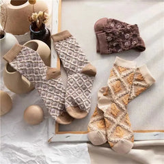 Damen Baumwollsocken – 3D Blumenstil – 5er Set