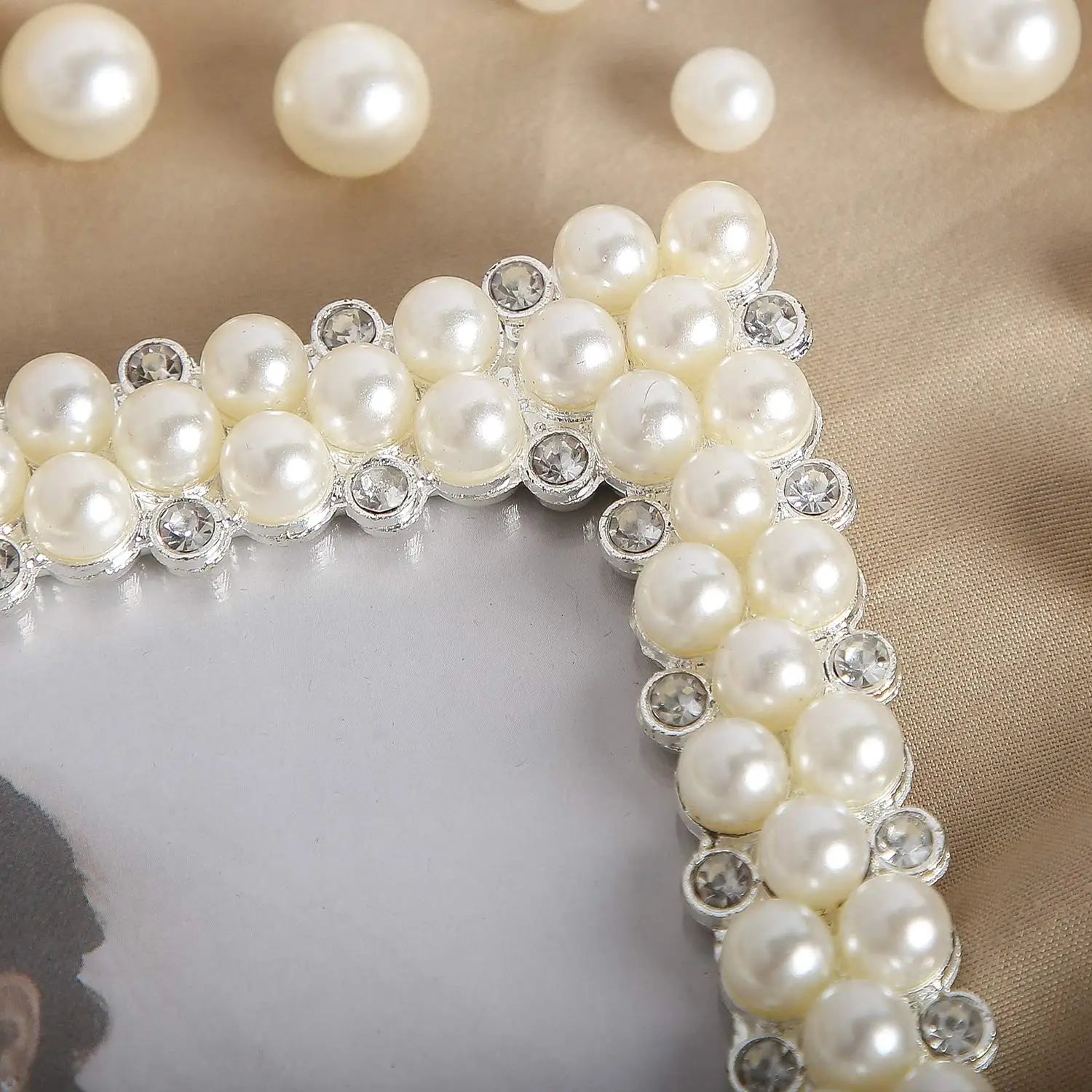 Dekorativer Bilderrahmen – Perlen & Diamanten – 7” Tisch