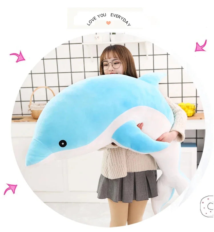 Delfin Plüschkissen aus Plüsch in blau, rosa und grau, 30-140cm