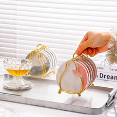 Dreieckiger Geschirrständer – Gold/Silber – Kompakte Küchenhilfe