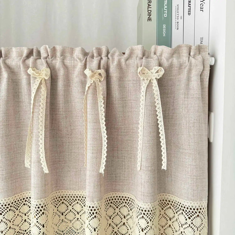 Elegante Vorhänge – Beiges Spitzen-Design – W100xH45cm bis W200xH60cm