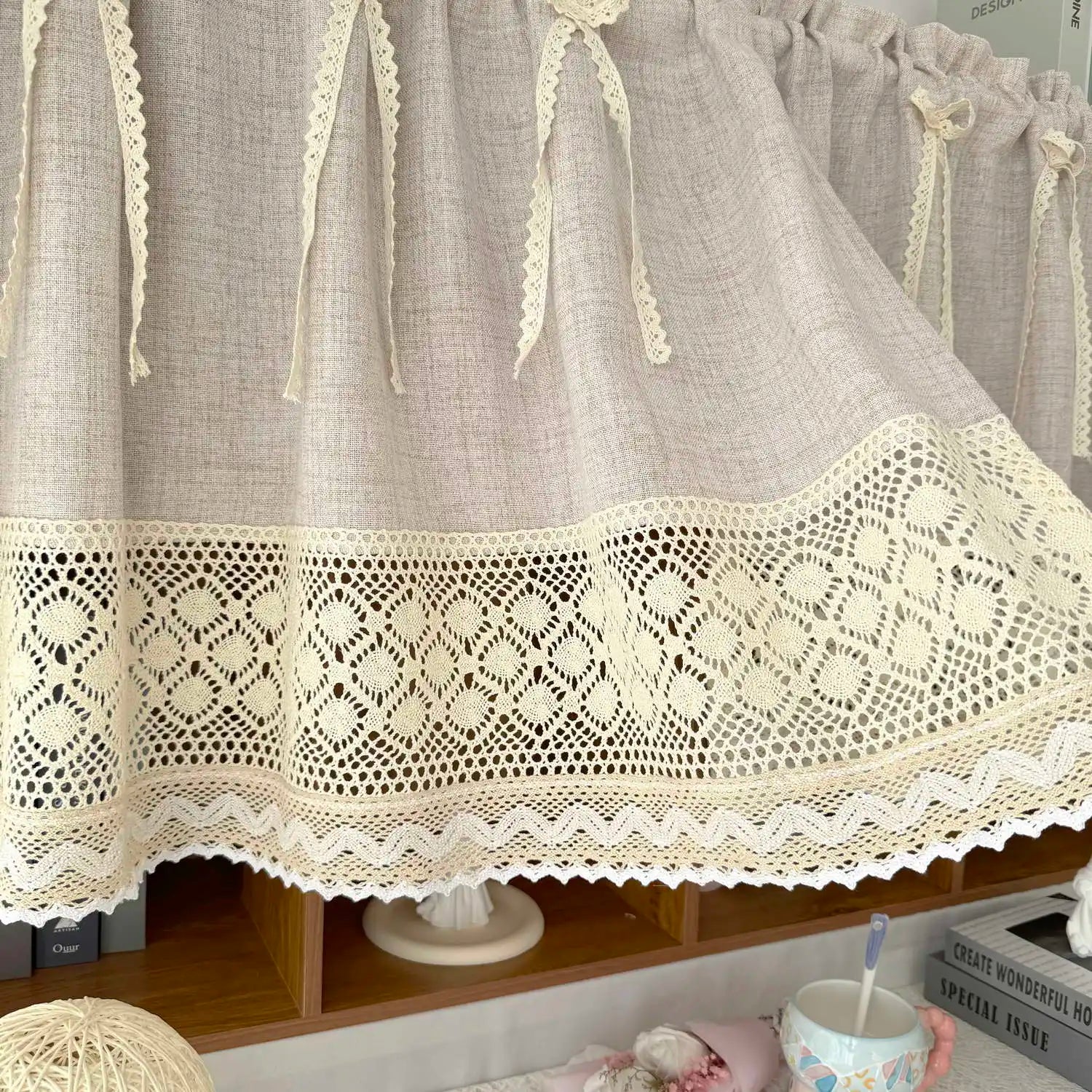 Elegante Vorhänge – Beiges Spitzen-Design – W100xH45cm bis W200xH60cm