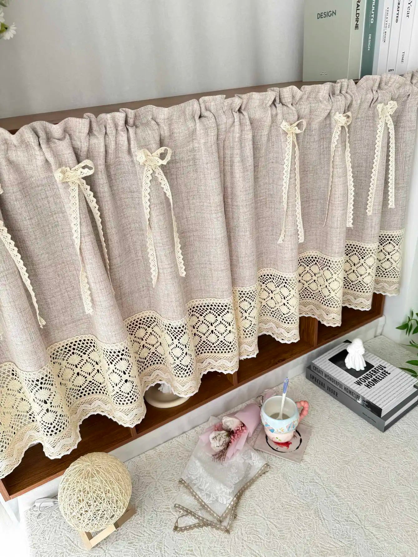 Elegante Vorhänge – Beiges Spitzen-Design – W100xH45cm bis W200xH60cm