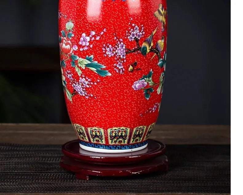 Moderne Keramikvase in Emaillefarbe Gold, 36cm, im neuen klassischen Stil