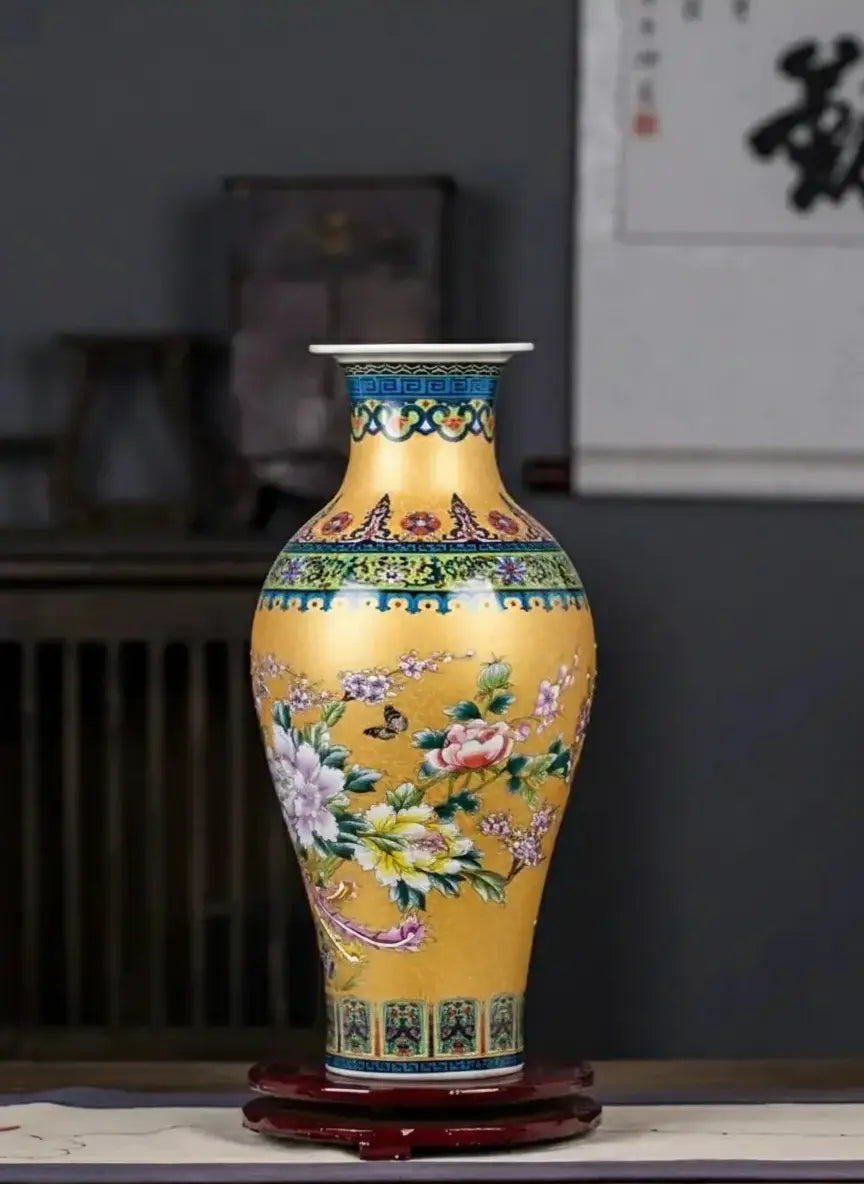 Goldene Keramikvase, Emaille finnish, 36 cm im neuen klassischen Stil