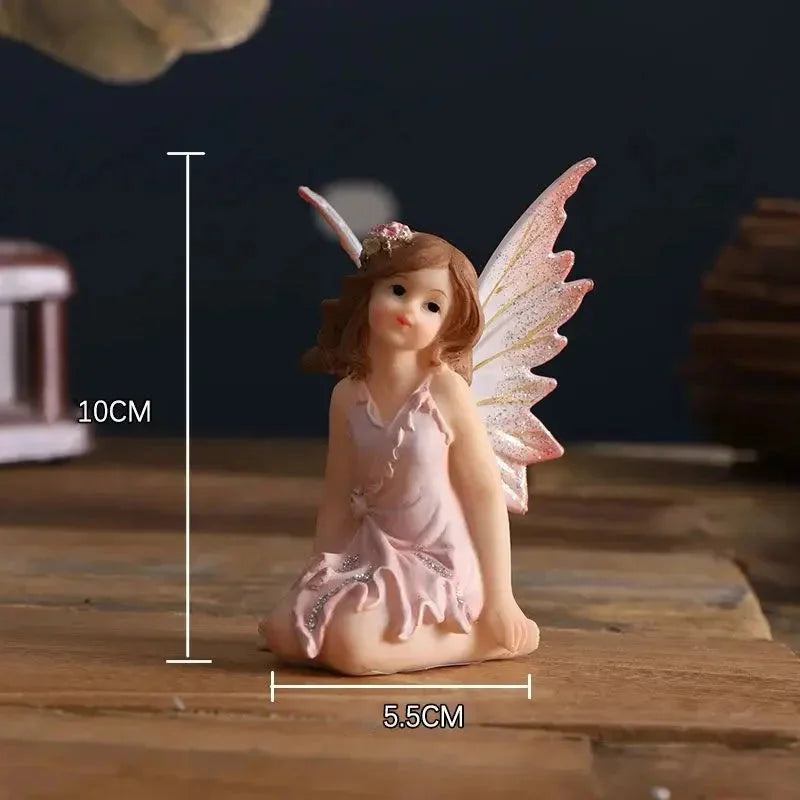 Engel-Figur – Moderne Kunst aus Harz für Zuhause