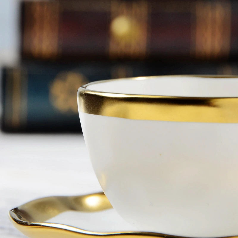 Europäisches Gold-Keramik-Kaffeeset – Elegantes Design 200ml