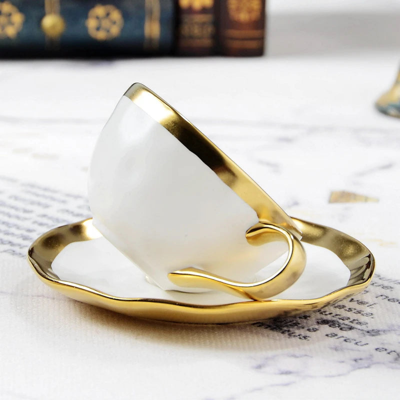Europäisches Gold-Keramik-Kaffeeset – Elegantes Design 200ml