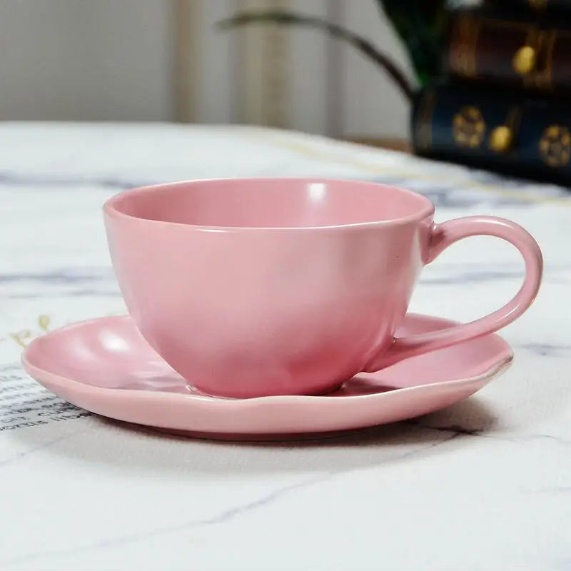 Europäisches Gold-Keramik-Kaffeeset – Elegantes Design 200ml