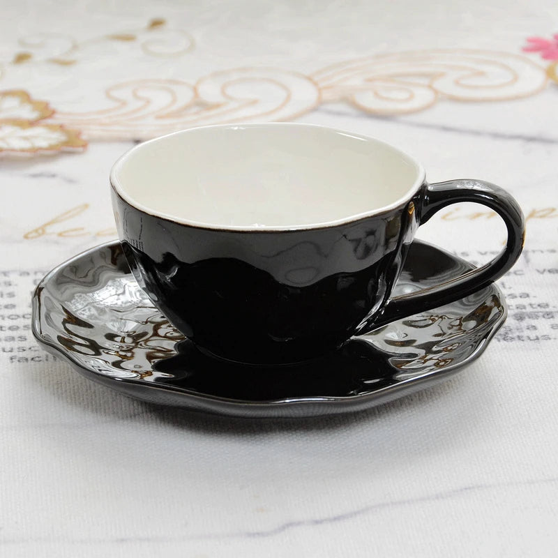 Europäisches Gold-Keramik-Kaffeeset – Elegantes Design 200ml