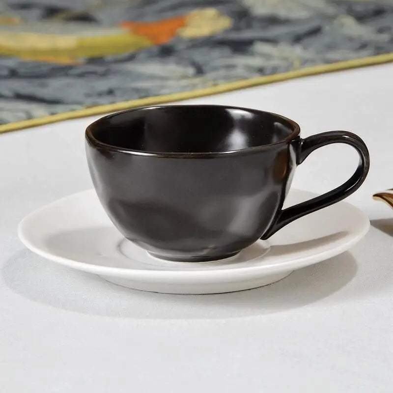 Europäisches Gold-Keramik-Kaffeeset – Elegantes Design 200ml