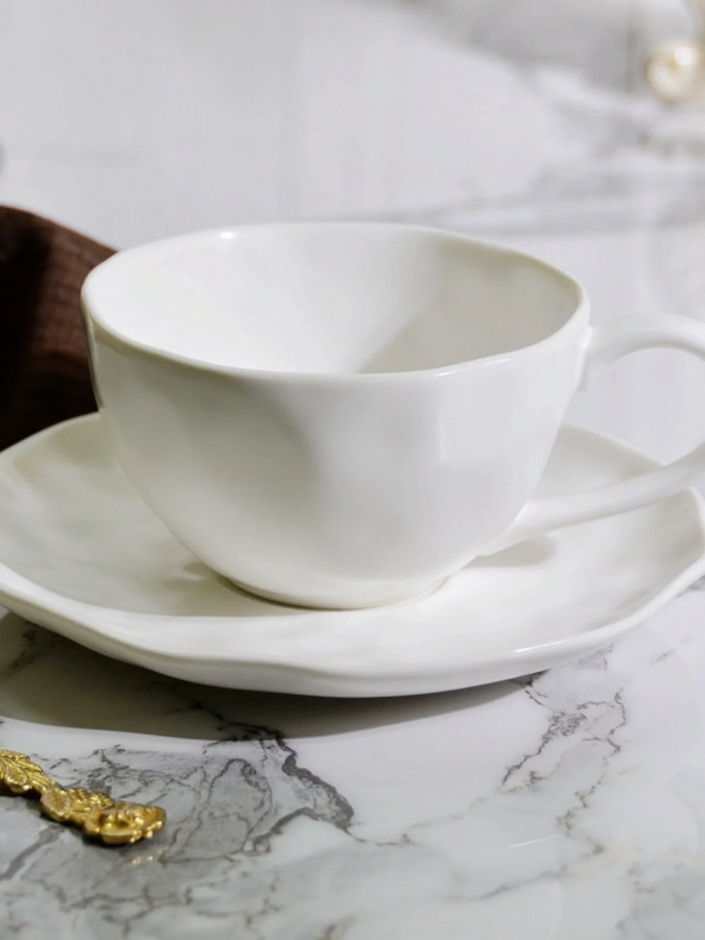 Europäisches Gold-Keramik-Kaffeeset – Elegantes Design 200ml