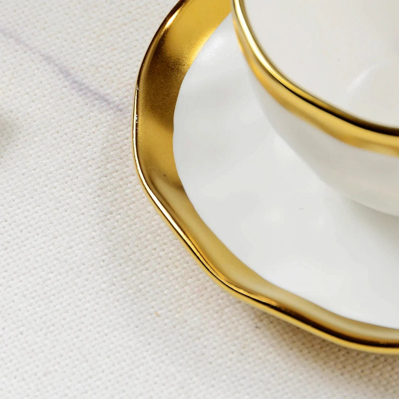 Europäisches Gold-Keramik-Kaffeeset – Elegantes Design 200ml